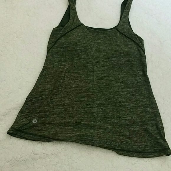 Lululemon Amala Tank size 6 - Picture 4 of 8